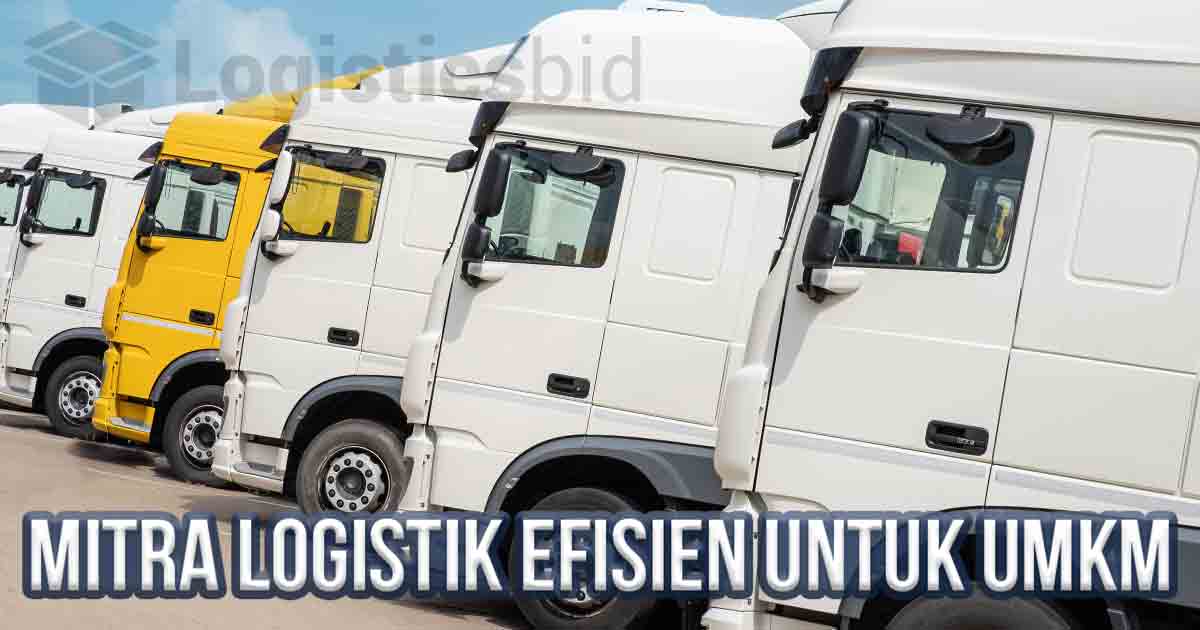 Gambar 5 truk yang berurutan dengan tulisan 'Mitra Logistik Efisien untuk UMKM'.